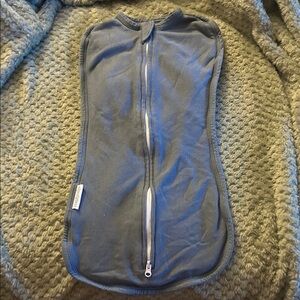 Cozy Dusty grey/navy Kids Swaddle
